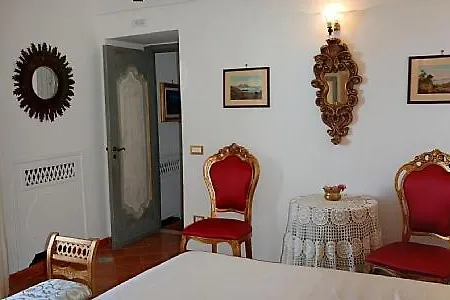 Positano Villa Sleeps 15 Pool Air Con Wifi Vila *